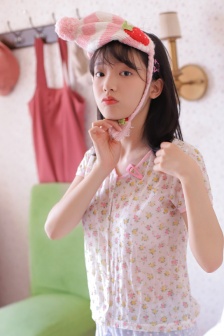 小姐好白